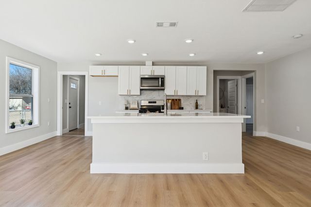 1521 Lattimore Street, Denton, TX 76209