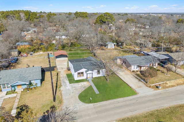 1521 Lattimore Street, Denton, TX 76209