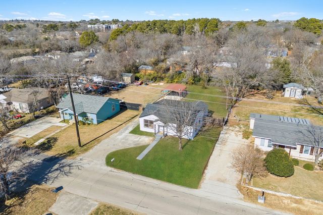 1521 Lattimore Street, Denton, TX 76209