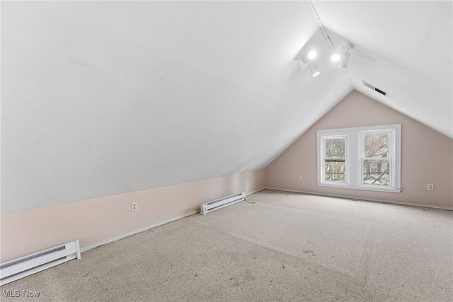 2240 12th Street SW, Akron, OH 44314