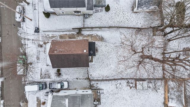 2240 12th Street SW, Akron, OH 44314