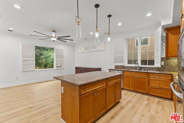 9108 S Heritage Way, Inglewood, CA 90305