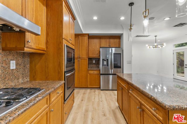 9108 S Heritage Way, Inglewood, CA 90305