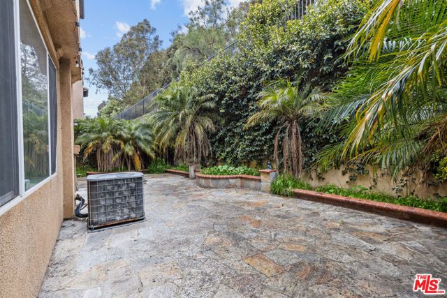 9108 S Heritage Way, Inglewood, CA 90305