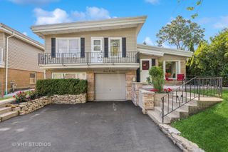 506 S Charleton Street, Willow Springs, IL 60480