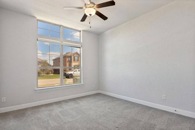 727 Spinnaker LOOP A, Kyle, TX 78640