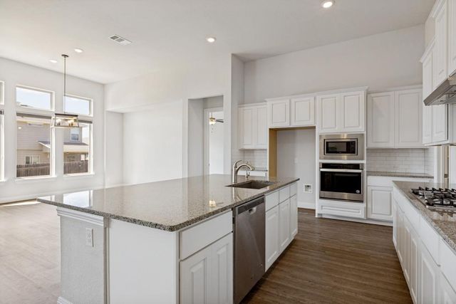727 Spinnaker LOOP A, Kyle, TX 78640