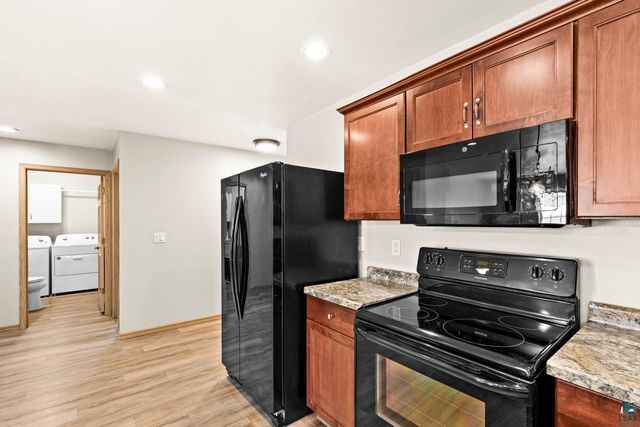 2227&2229 Bardon Ave, Superior, WI 54880