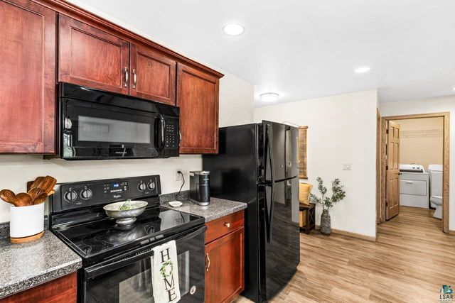 2227&2229 Bardon Ave, Superior, WI 54880