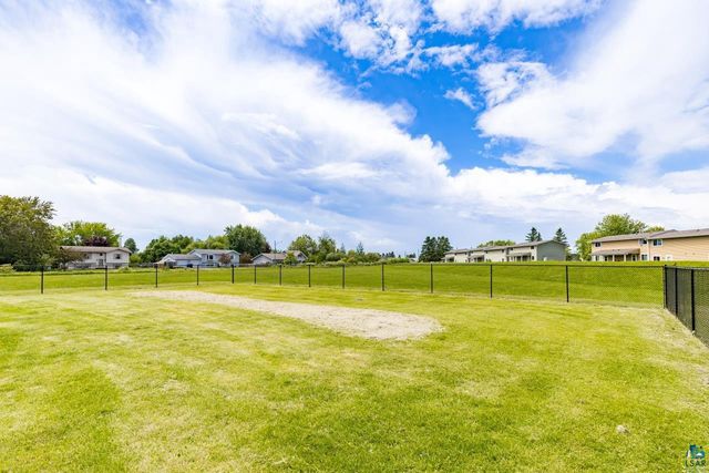 2227&2229 Bardon Ave, Superior, WI 54880