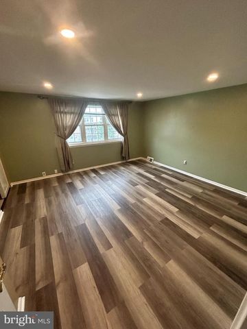 10830 PERRIN RD, Philadelphia, PA 19154