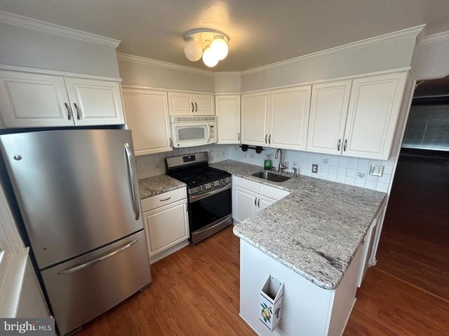 10830 PERRIN RD, Philadelphia, PA 19154