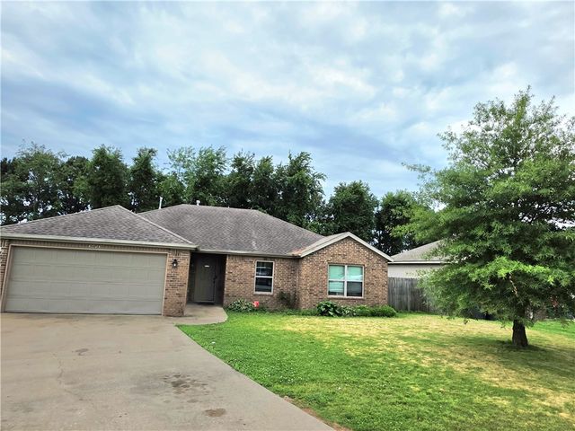 3453 Knox Loop, Springdale, AR 72762