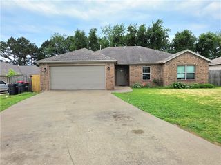 3453 Knox Loop, Springdale, AR 72762