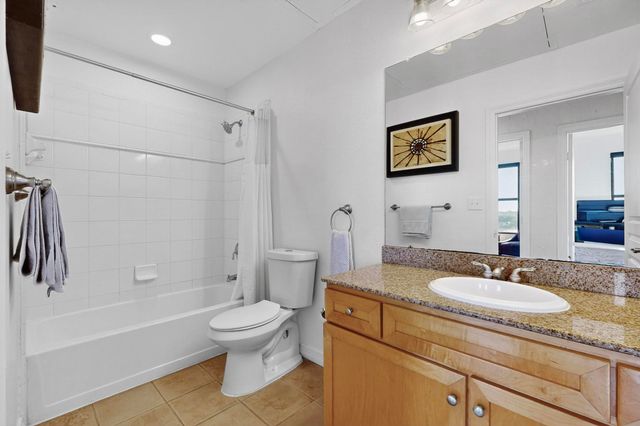 330 Las Colinas Boulevard E 1116, Irving, TX 75039