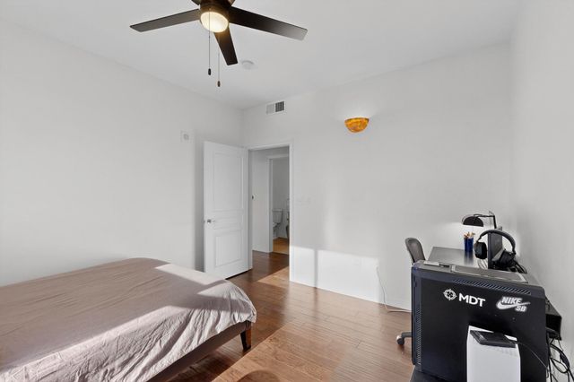 330 Las Colinas Boulevard E 1116, Irving, TX 75039