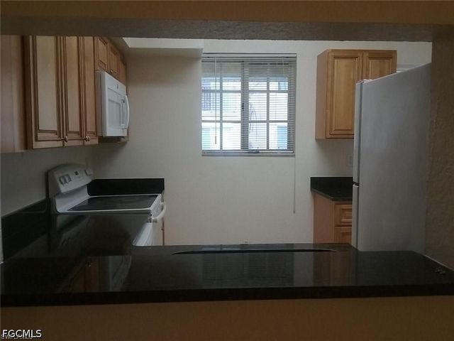 8358 Bernwood Cove LOOP 712, Fort Myers, FL 33966
