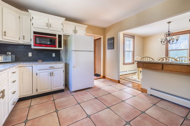20 Cherry Street, Seymour, CT 06483