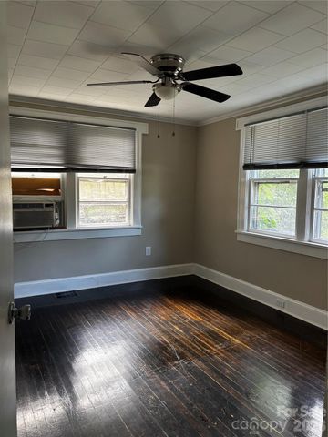 907 Maple Avenue, Salisbury, NC 28144