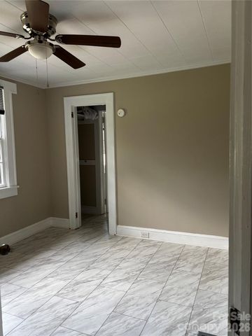907 Maple Avenue, Salisbury, NC 28144