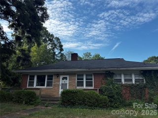 907 Maple Avenue, Salisbury, NC 28144