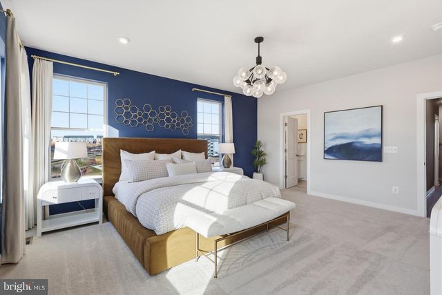 17808 SOUTHERN SHORES DR, Dumfries, VA 22026