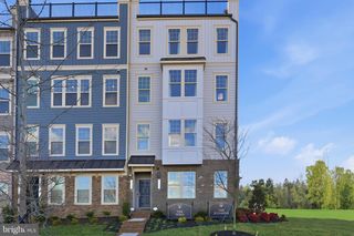 17808 SOUTHERN SHORES DR, Dumfries, VA 22026