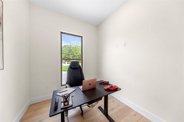 131 Koele CT, Bastrop, TX 78602