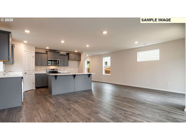 12107 Ne 16TH St, Vancouver, WA 98684