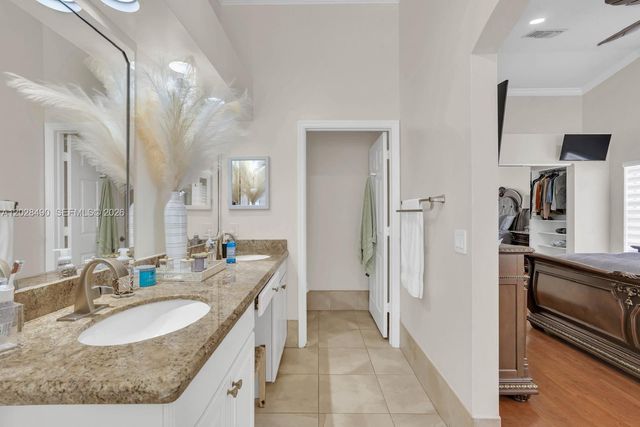 1910 SW 135th Way, Miramar, FL 33027