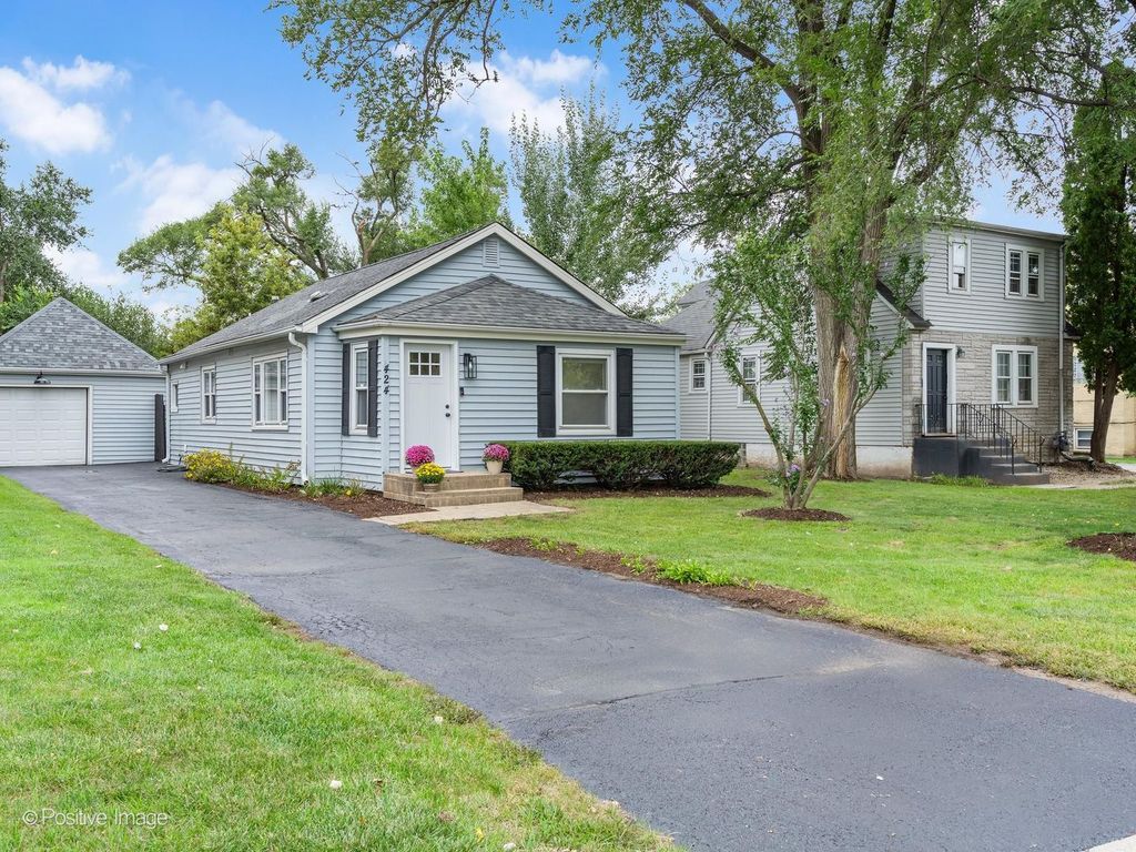 424 N Central Avenue, Wood Dale, IL 60191 — photo 2