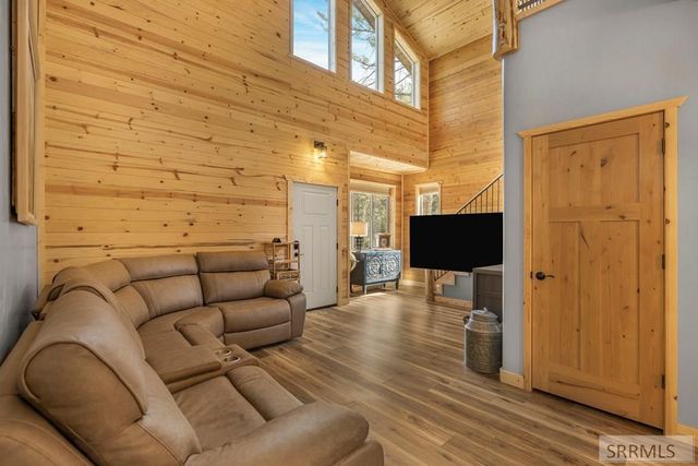 3541 Browning Road, Island Park, ID 83429