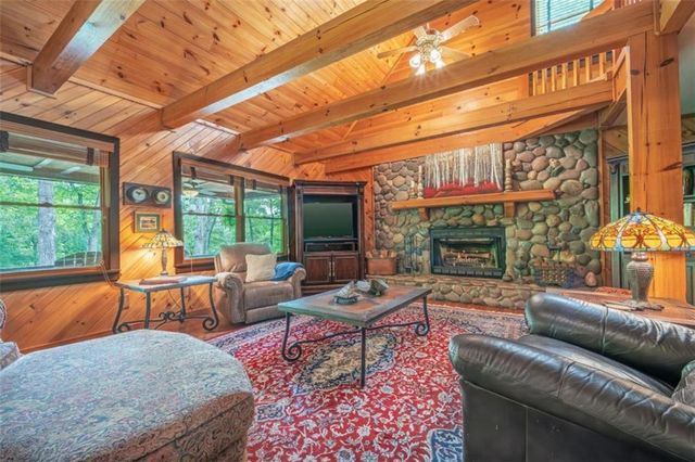 108 Wilscot Valley Drive, Morganton, GA 30560