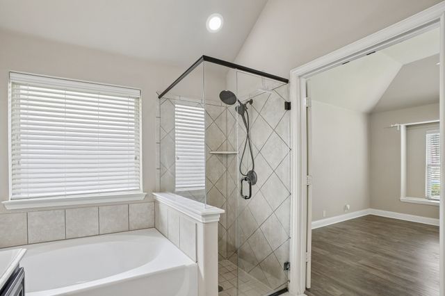 1075 Carpenter Court, Lavon, TX 75166