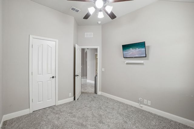 1075 Carpenter Court, Lavon, TX 75166