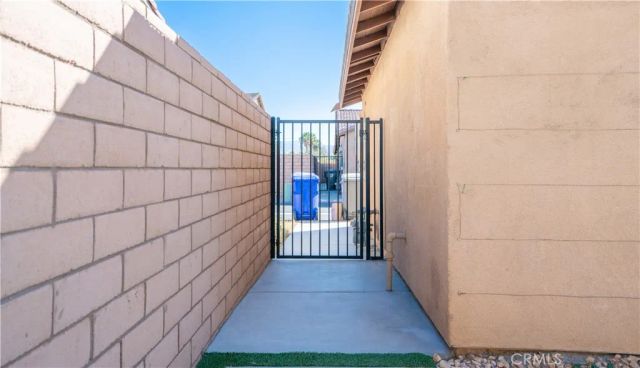 67361 Rio Largo Road, Cathedral City, CA 92234