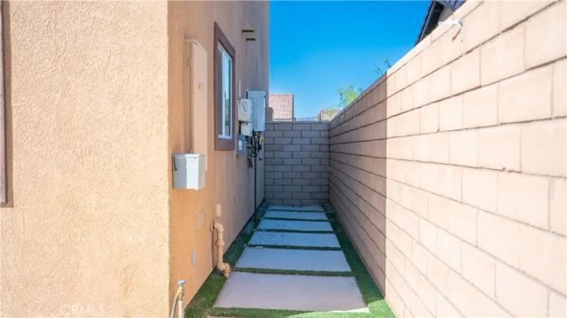 67361 Rio Largo Road, Cathedral City, CA 92234