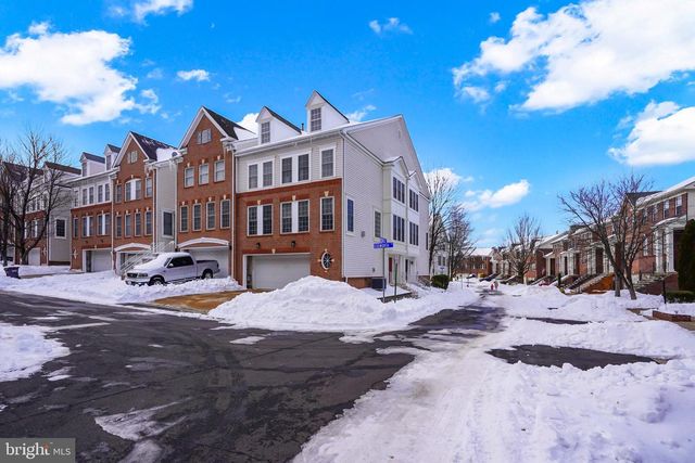 20863 COSWORTH TER, Sterling, VA 20165