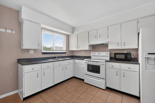 1000 JUDSON Street 1A, Bensenville, IL 60106