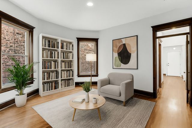 4339 W Monroe Street, Chicago, IL 60624