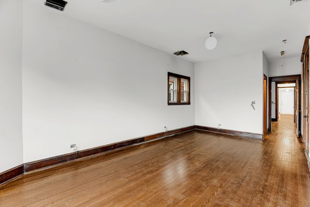 4339 W Monroe Street, Chicago, IL 60624