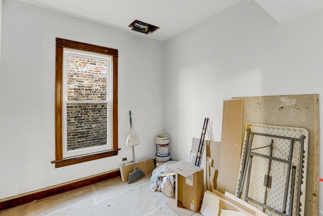 4339 W Monroe Street, Chicago, IL 60624