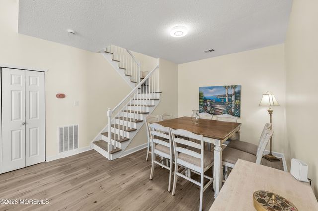41 Tall Oaks Court, Old Bridge, NJ 08857