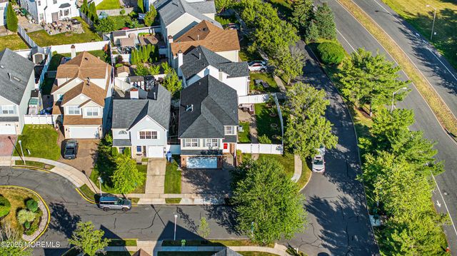 41 Tall Oaks Court, Old Bridge, NJ 08857