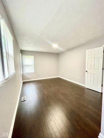 4950 E 18th Street, Indianapolis, IN 46218