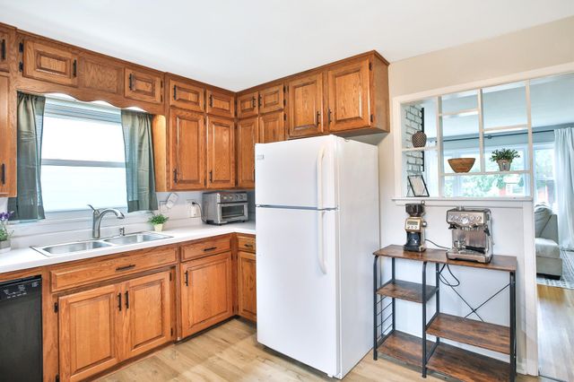 1612 2nd Avenue NE, Rochester, MN 55906