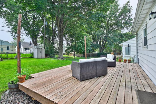 1612 2nd Avenue NE, Rochester, MN 55906