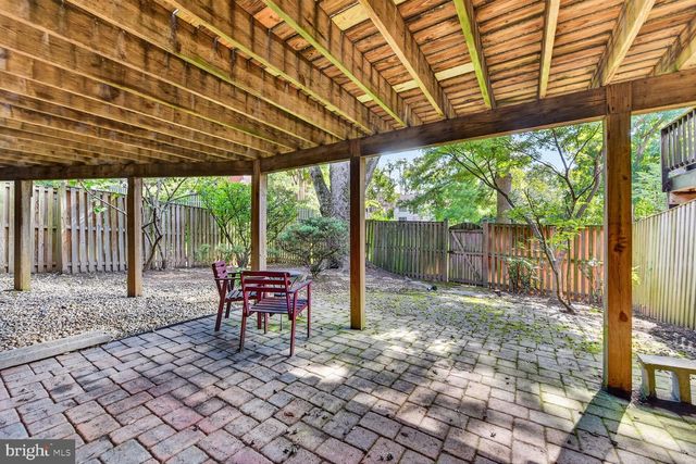 10903 KNIGHTS BRIDGE CT, Reston, VA 20190