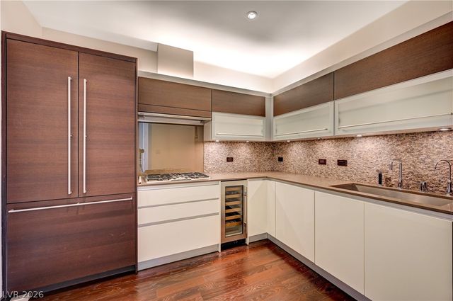 3750 South Las Vegas Boulevard 3707, Las Vegas, NV 89158