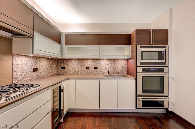 3750 South Las Vegas Boulevard 3707, Las Vegas, NV 89158